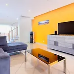 Vila Full Private 300sqm Jacuzzi Heated Pool Ideal & Quiet Location Albufeira