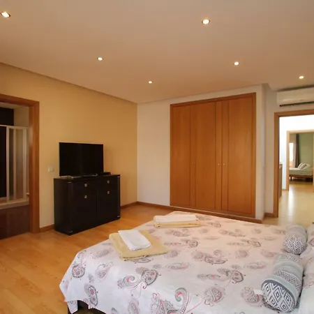 Full Private Villa - 300Sqm Hammam Jacuzzi Heated Pool Billiard Bbq - Ideal & Quiet Location *