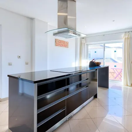 Full Private Villa - 300Sqm Hammam Jacuzzi Heated Pool Billiard Bbq - Ideal & Quiet Location Villa Albufeira