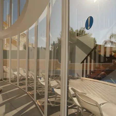 Villa Full Private 300sqm Jacuzzi Heated Pool Ideal & Quiet Location *