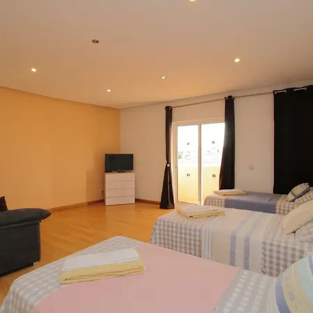 Vila Full Private 300sqm Jacuzzi Heated Pool Ideal & Quiet Location