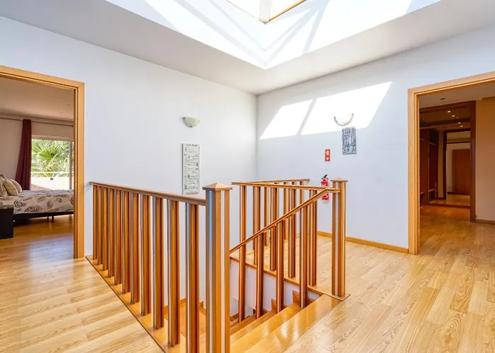 빌라 Full Private 300sqm Jacuzzi Heated Pool Ideal & Quiet Location *