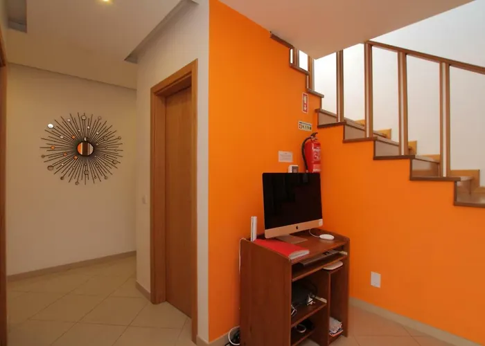 Full Private 300sqm Jacuzzi Heated Pool Ideal & Quiet Location Вилла Албуфейра