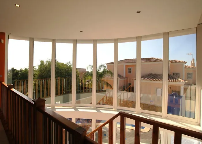 Вилла Full Private 300sqm Jacuzzi Heated Pool Ideal & Quiet Location