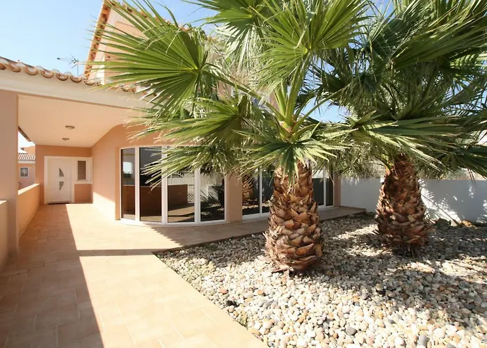 Full Private 300sqm Jacuzzi Heated Pool Ideal & Quiet Location * Albufeira