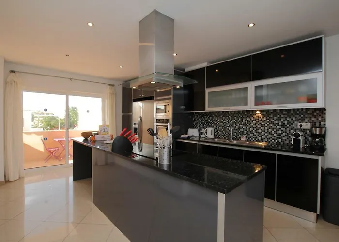 Villa Full Private 300sqm Jacuzzi Heated Pool Ideal & Quiet Location *